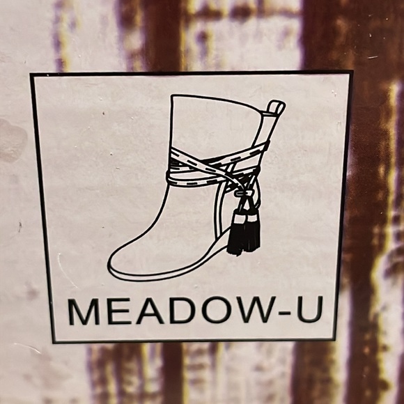 BNIB UnionBay Faux Suede Wedge Boots - Picture 11 of 13